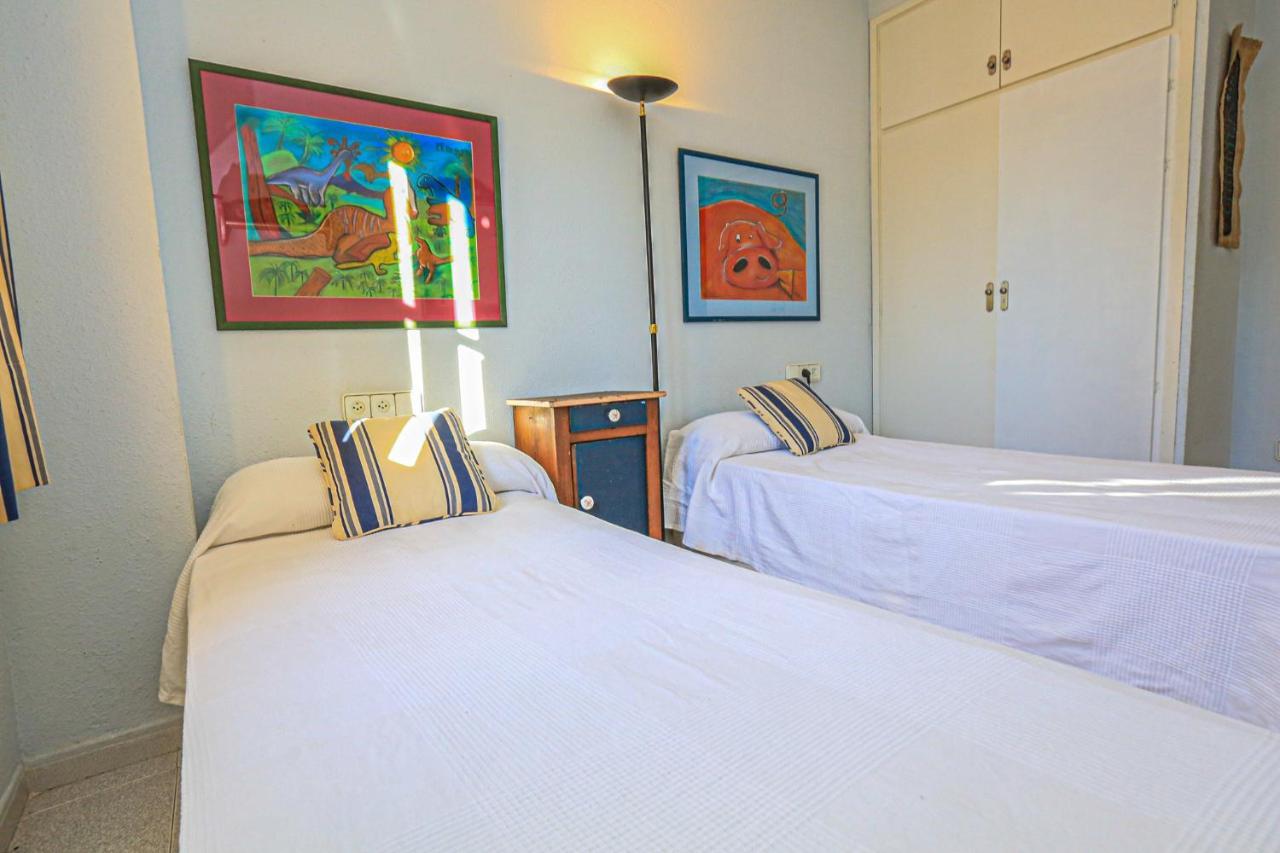 Calderon De La Barca - Only Families Villa Cambrils Bagian luar foto