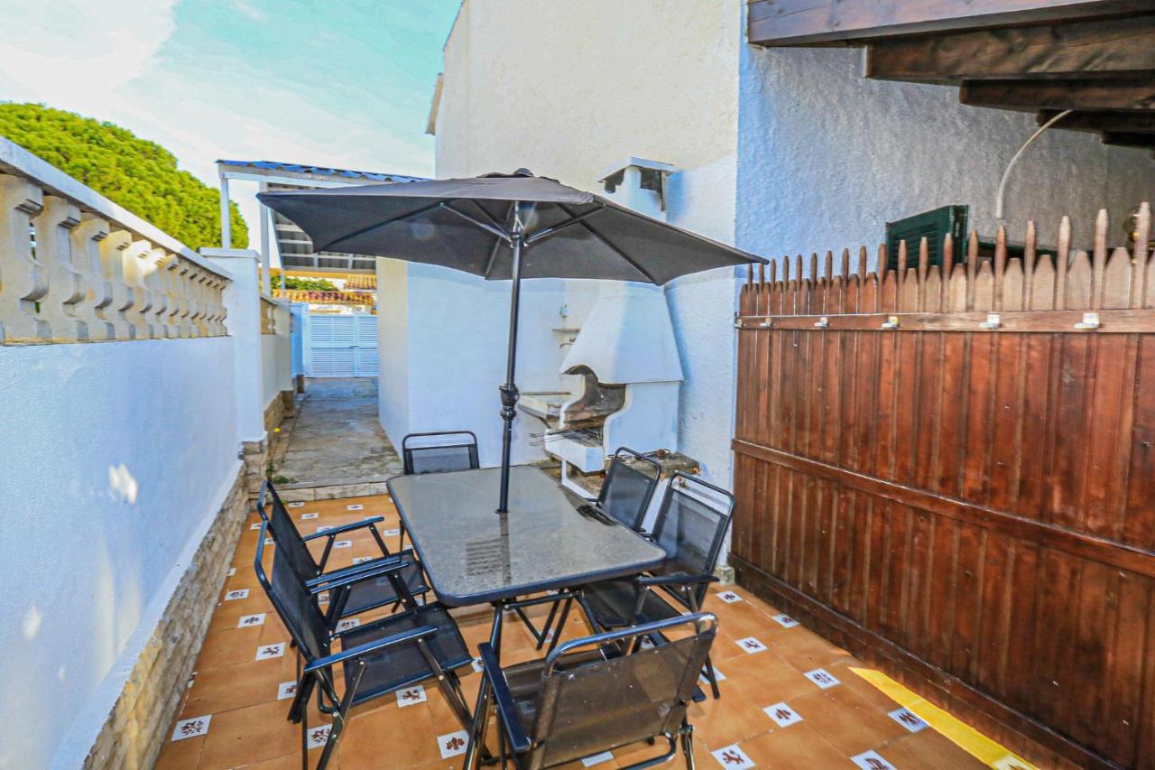 Calderon De La Barca - Only Families Villa Cambrils Bagian luar foto