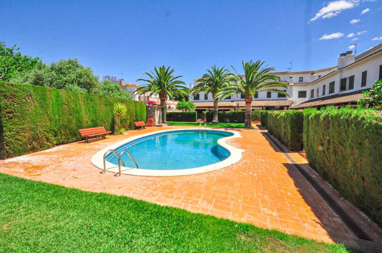 Calderon De La Barca - Only Families Villa Cambrils Bagian luar foto