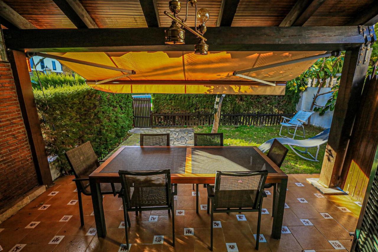 Calderon De La Barca - Only Families Villa Cambrils Bagian luar foto