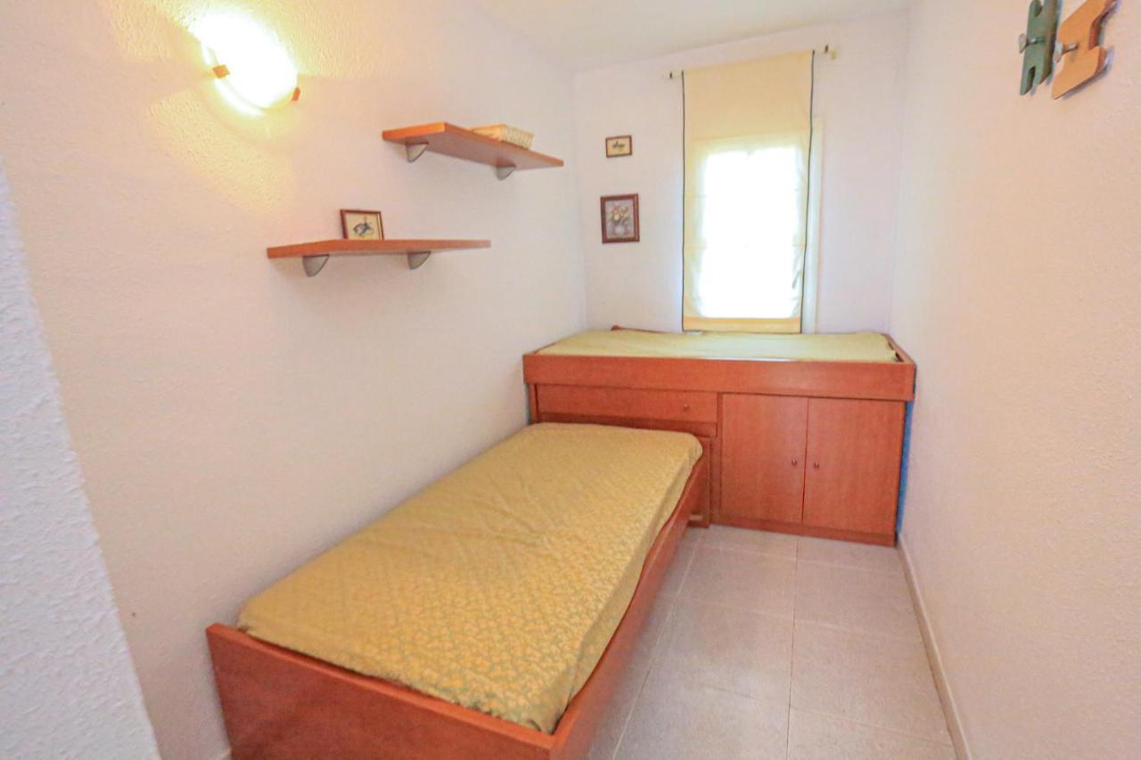 Calderon De La Barca - Only Families Villa Cambrils Bagian luar foto